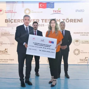Mardinde 16 Kooperatife 30 Bicerdover Teslim Edildi