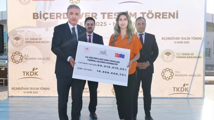 Mardinde 16 Kooperatife 30 Bicerdover Teslim Edildi