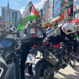 Motorcular Gazze Icin Farkindalik Surusu Duzenledi