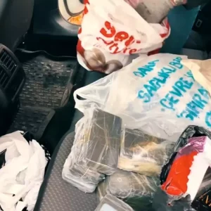 Musta Gumruk Kacagi 218 Cep Telefonu Ele Gecirildi