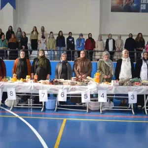Musta Kadin Ciftciler Arasinda En Iyi Peynir Yarismasi Duzenlendi