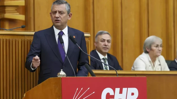 Ozgur Ozel Dunyaya Kuzey Kibrisi taniyin diyorsaniz once kendiniz taniyacaksiniz