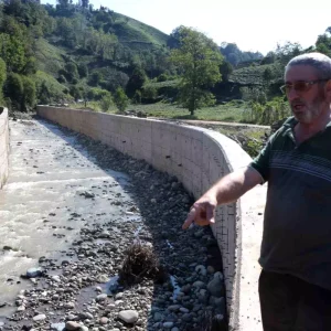 Rizeli Cay Ureticisi Dere Islahi Nedeniyle Magdur Oldu