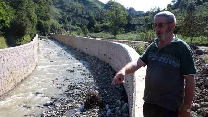 Rizeli Cay Ureticisi Dere Islahi Nedeniyle Magdur Oldu