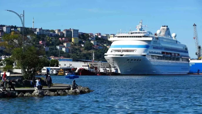 Rus Kruvaziyer Samsun Limaninda Haberler