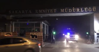 Sakarya merkezli dolandiricilik operasyonu 17 supheli gozaltinda