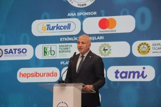 Sakaryada Akilli KOBI Dijital Donusum Konferansi Duzenlendi
