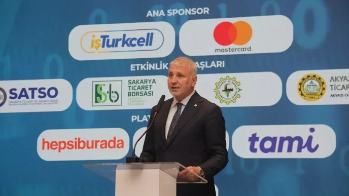 Sakaryada Akilli KOBI Dijital Donusum Konferansi Duzenlendi