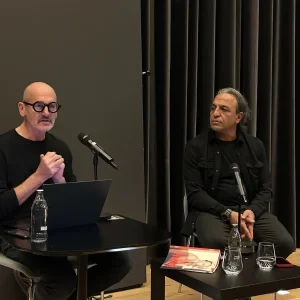 Salim Ozgilik Performans Sanatinda Yeni Hedeflerle Gorucuye Cikti