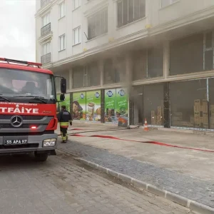 Samsunda Depoda Cikan Yangin Hasara Neden Oldu
