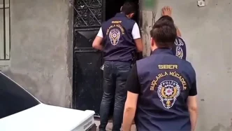 Sanliurfa Merkezli Dolandiricilik Operasyonunda 5 Tutuklama