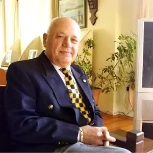 Sefik Cercioglundan Ugur Dundara Yanit Sorumlu Yayincilik Beklerdim