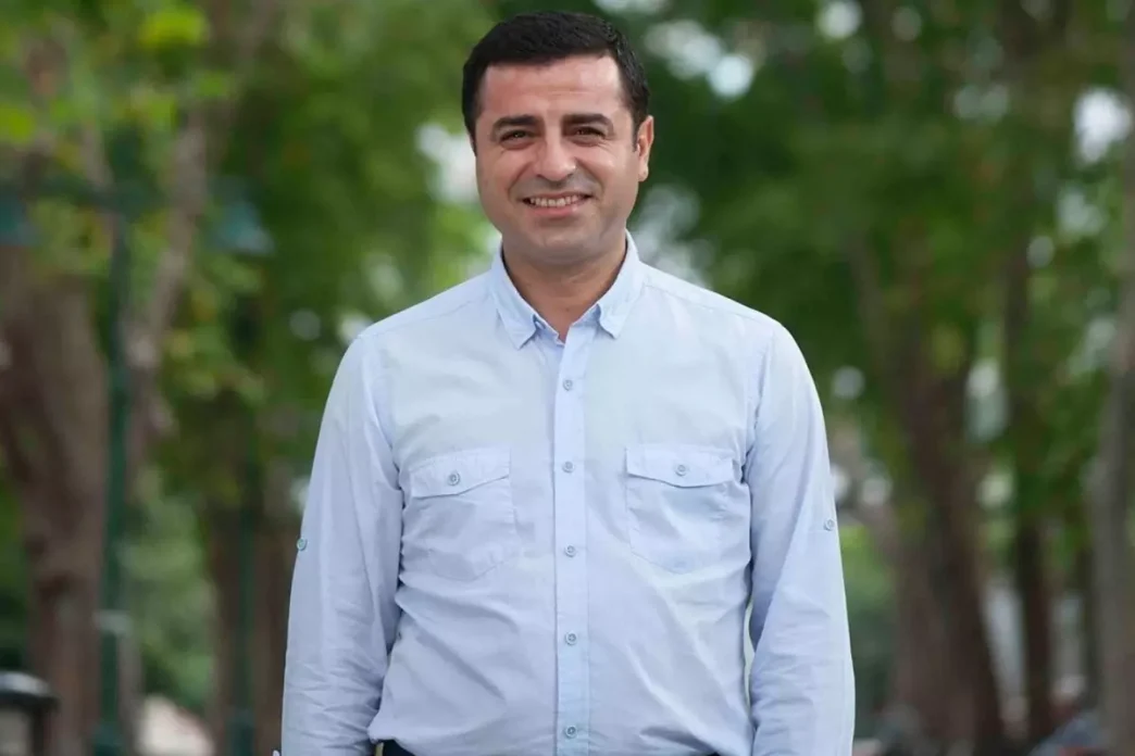 Selahattin Demirtasin avukatlari tahliye icin istinafa basvurdu