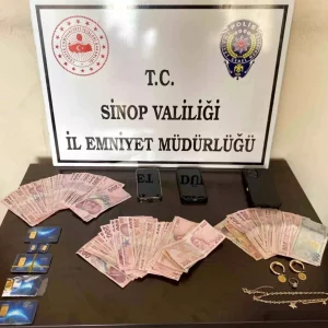 Sinop ve Erfelekte Sahte Altin Dolandiriciligi 4 Supheli Yakalandi