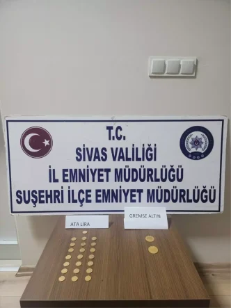 Sivas'ta Sahte Altın Satmaya Çalışan 3 Zanlıdan 1'i Tutuklandı 4 Sivasta Sahte Altin Satmaya Calisan 3 Zanlidan 1i Tutuklandi