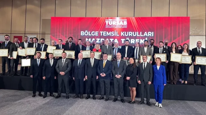 TURSAB Bolge Temsil Kurulu Secimlerinde Mazbatalar Dagitildi