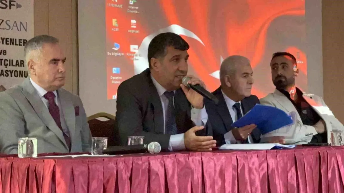 Tatvanda Muzisyenler icin Kayit Disi Calismayi Onleme Toplantisi Duzenlendi