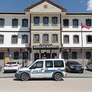 Tavuk Kumesinde Calinti Skandali Isci Cifti Tutuklandi