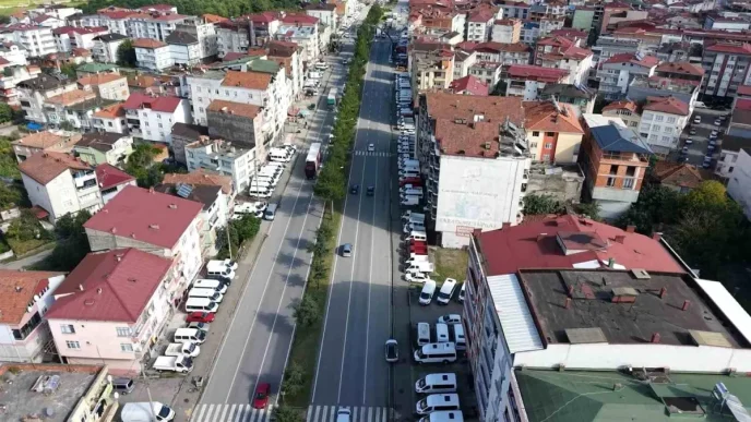 Terme Turkiyenin Minibus Satis Merkezi Haline Geldi