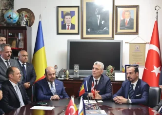 Ticaret Bakanı Ömer Bolat, Romanya'da İş Dünyası Temsilcileriyle Görüştü 3 Ticaret Bakani Omer Bolat Romanyada Is Dunyasi Temsilcileriyle Gorustu