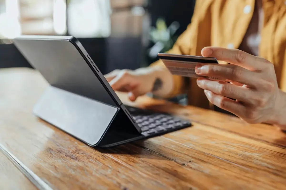 Ticaret Bakanligi 3 urun grubunun posta ve hizli kargoyla Turkiyeye