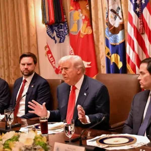 Trump Hamas ile konustum bana silah birakacaklarini soylediler