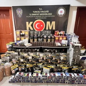 Tuncelide Kacak Tutun Operasyonu 5 Supheli Adli Isleme Tabii