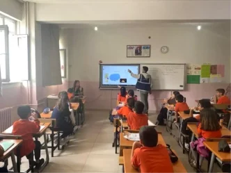 Tuncelide Ogrencilere Kooperatifcilik Egitimi Verildi