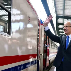 Turistik Dogu Ekspresi 2025 2026 Kis Sezonu Seferlerine Basliyor