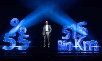 Turk Telekomdan 5G hologram ile canli basin toplantisi