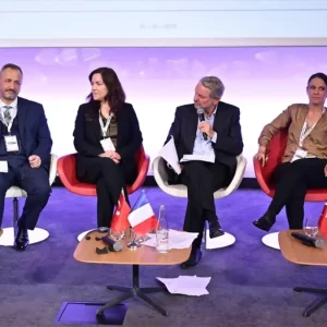 Turkiye Fransa Is Forumu Pariste Duzenlendi