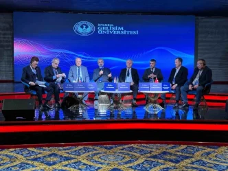 Turkiye Turk Dunyasinin Lideri Olma Yolunda Ilerliyor