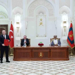 Turkiye ve Umman arasinda 16 belge imzalandi