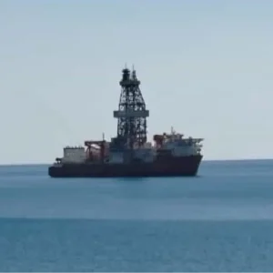 Turkiyenin 5 Sondaj Gemisi West Draco Akdenizde Demirledi