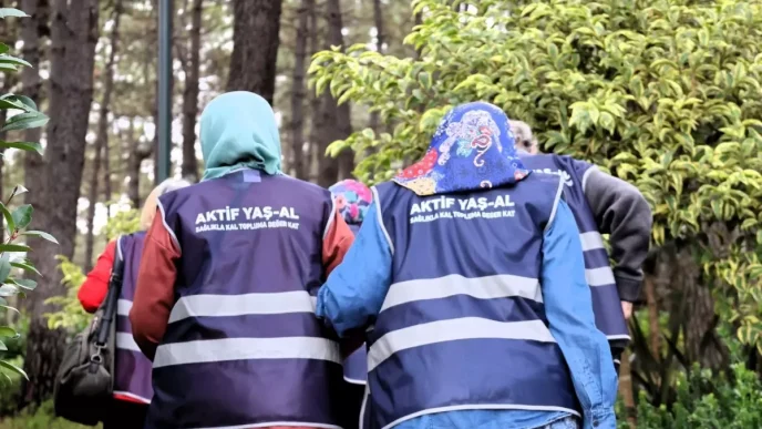 Umraniye Belediyesinden Dunya Yaslilar Gunu Etkinligi