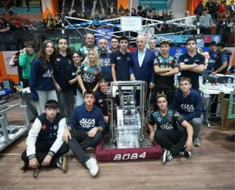 Umraniye Robot Yarismalari 750 Genc Yarismaciyi Agirladi