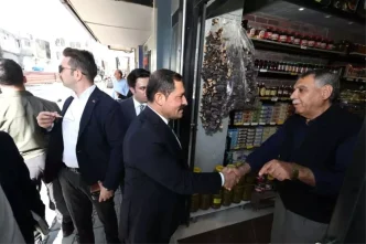 Vali Masatli Samandagda Esnaf Ziyaretinde Sicak Anlar Yasandi