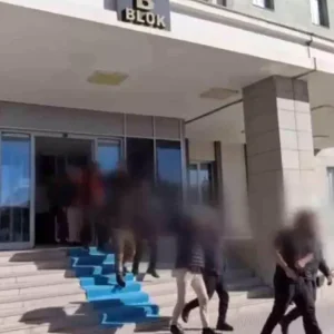 Vanda Es Zamanli Operasyonda 74 Supheli Gozaltina Alindi