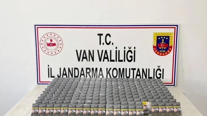 Vanda Gumruk Kacagi 1470 Paket Sigara Ele Gecirildi