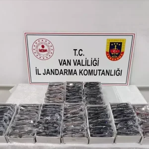 Vanda Gumruk Kacagi Malzemeler Ele Gecirildi