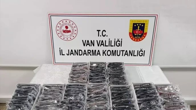 Vanda Gumruk Kacagi Malzemeler Ele Gecirildi