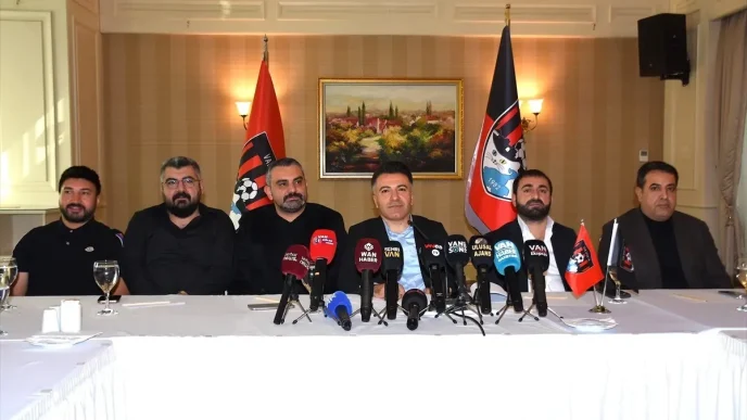 Vanspor Kulubu Baskani Erol Temel Amacimiz Ilerlemek