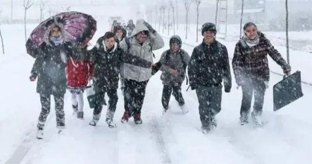 Yarın okullar tatil mi? 14 Ekim Salı okullar tatil mi? Ardahan, Kars, Muş, Tunceli, Ağrı'da okullar tatil mi?