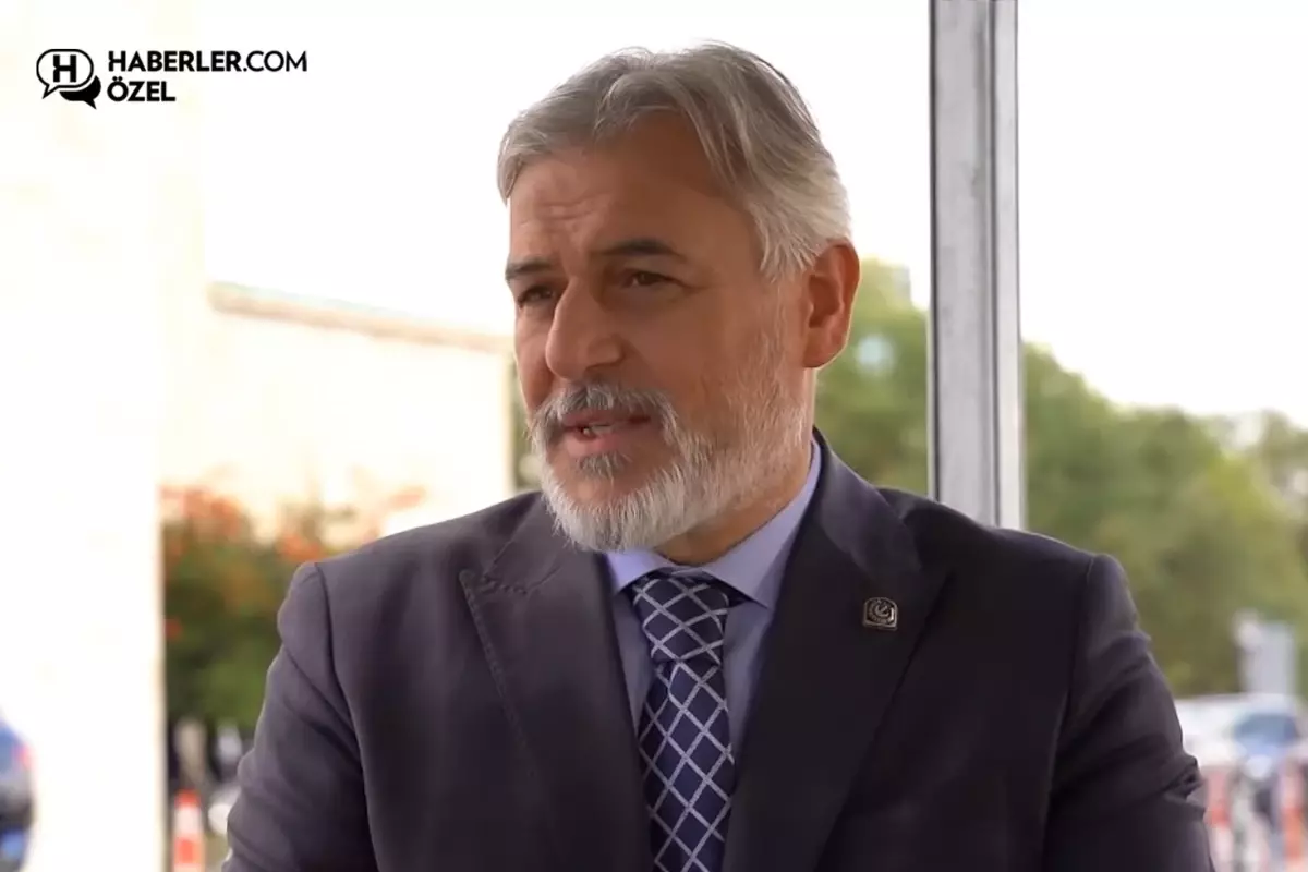Yeniden Refahtaki istifalara iliskin Mehmet Altinozden carpici degerlendirme