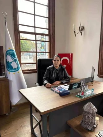 Yesim Akpinardan AKIBe Ziyaret ve Destek Mesaji