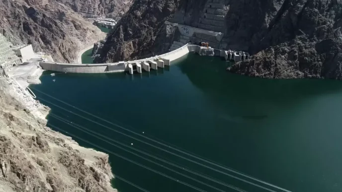 Yusufeli Baraji ve HES Dubaide birincilik odulu kazandi