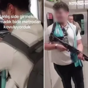 metroda yolculara oyuncak tufek dogrultan genc 19174576 9666 amp